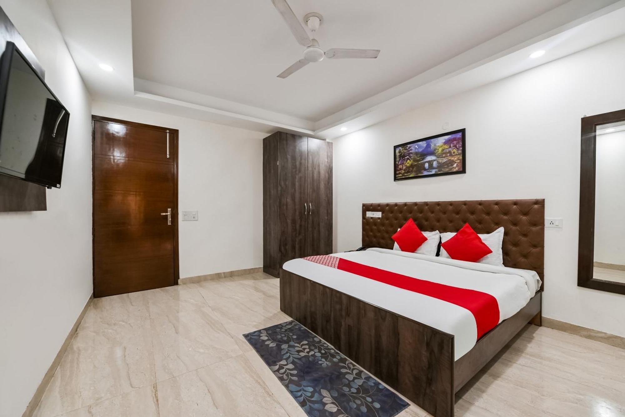 Hotel O Premium Rooms Chhatarpur 新德里 外观 照片